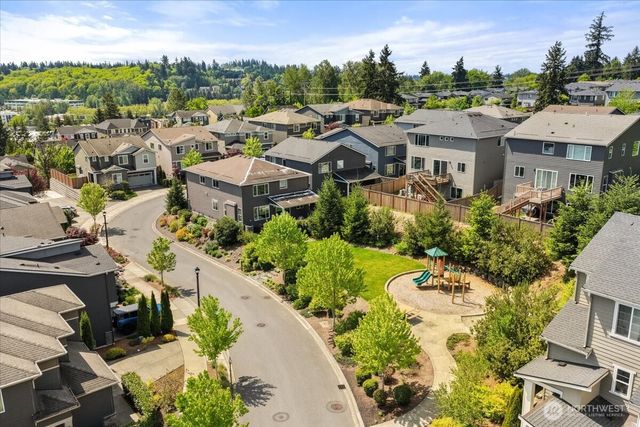 13622 NE 129th Drive, Kirkland, WA 98034