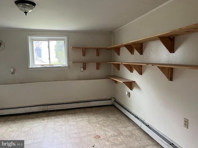 13 S FRONT ST, Mifflintown, PA 17059