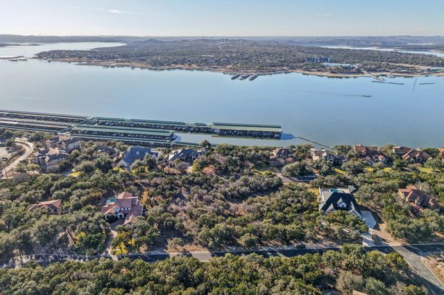 17507 Navigation LN, Lago Vista, TX 78645