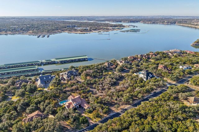 17507 Navigation LN, Lago Vista, TX 78645