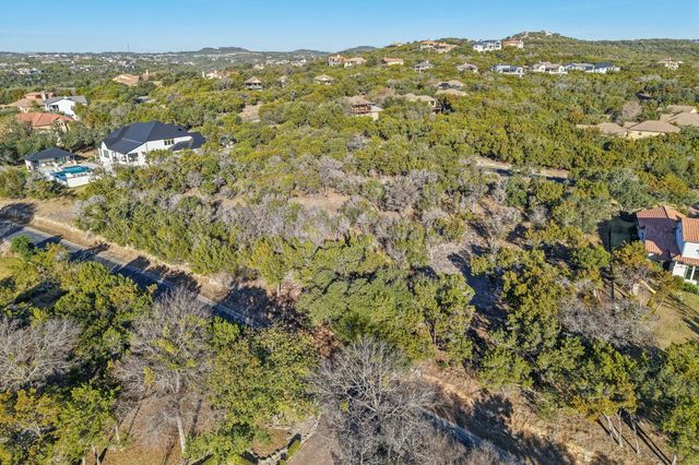 17507 Navigation LN, Lago Vista, TX 78645