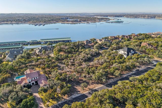 17507 Navigation LN, Lago Vista, TX 78645