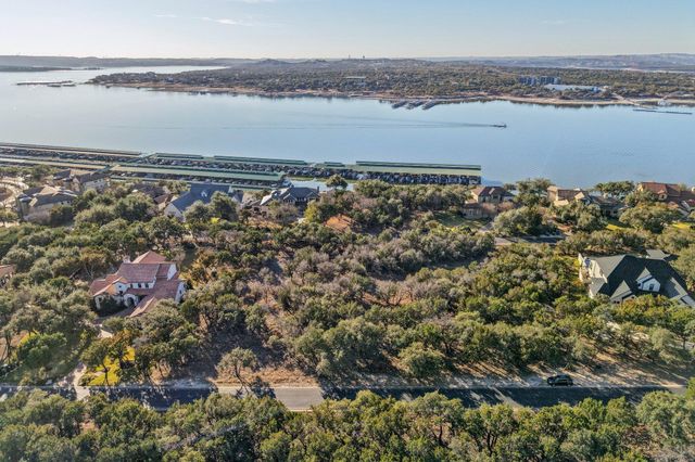 17507 Navigation LN, Lago Vista, TX 78645