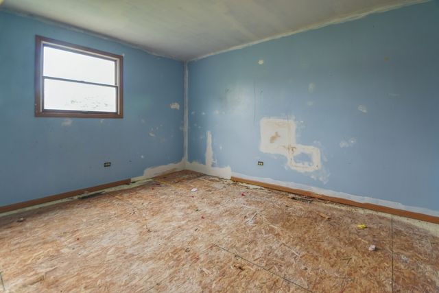 3255 Longford Drive, Joliet, IL 60431