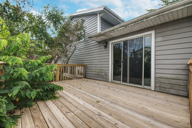 3255 Longford Drive, Joliet, IL 60431