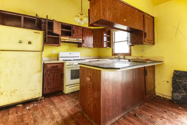 3255 Longford Drive, Joliet, IL 60431