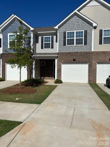 13931 Castle Nook Drive, Charlotte, NC 28273