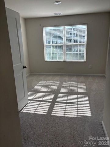 13931 Castle Nook Drive, Charlotte, NC 28273