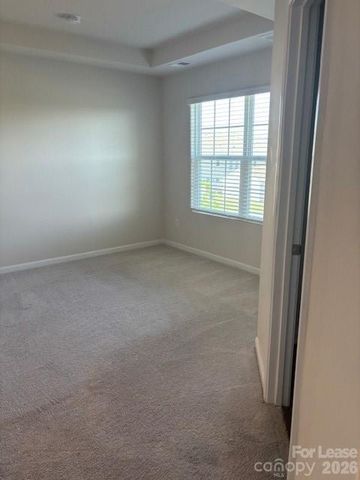 13931 Castle Nook Drive, Charlotte, NC 28273