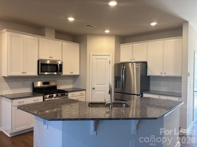 13931 Castle Nook Drive, Charlotte, NC 28273