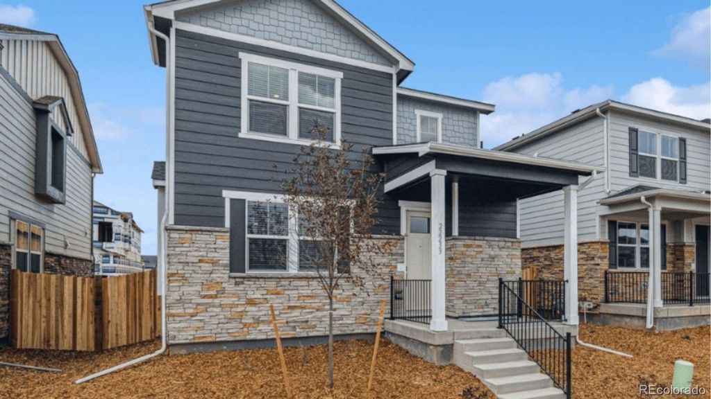 708 N Ukraine Street, Aurora, CO 80018