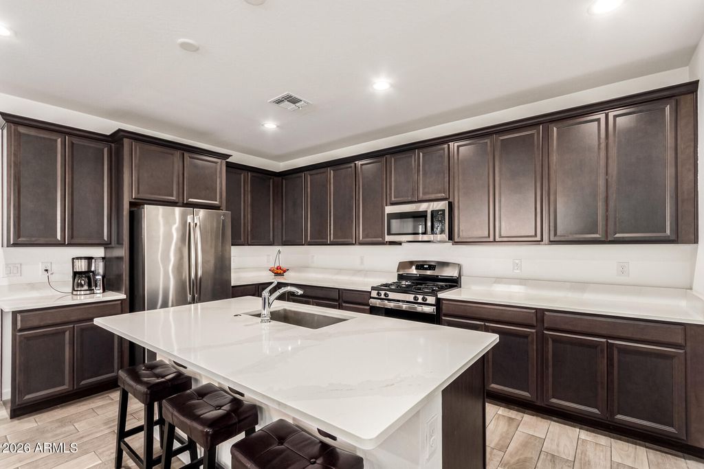 19866 N WILFORD Avenue, Maricopa, AZ 85138