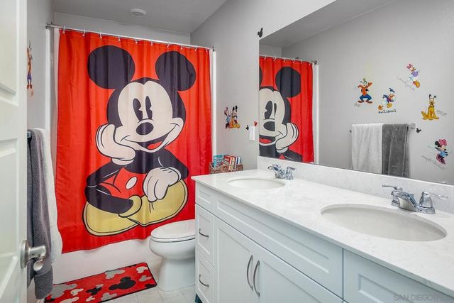 13642 Gray Hawk Way, Valley Center, CA 92082