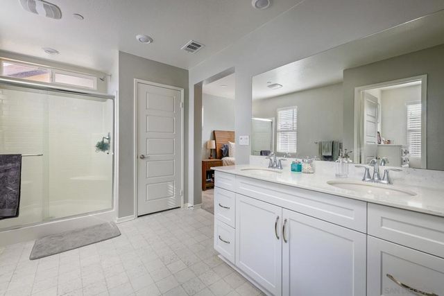 13642 Gray Hawk Way, Valley Center, CA 92082