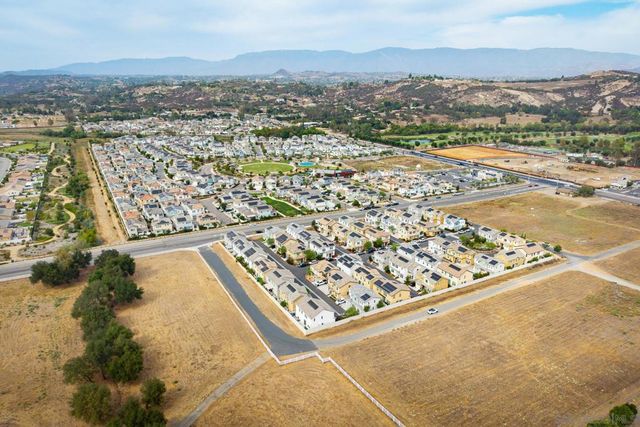 13642 Gray Hawk Way, Valley Center, CA 92082
