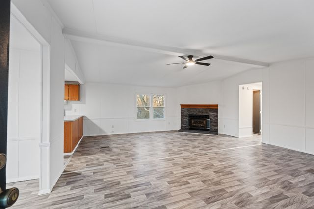 308 Spurgeon Ave, Hohenwald, TN 38462