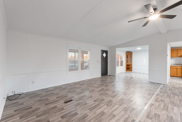 308 Spurgeon Ave, Hohenwald, TN 38462