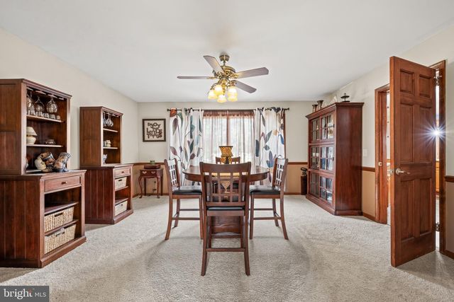 15 W HICKORY LN, Pilesgrove, NJ 08098