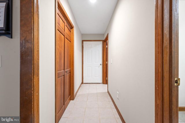 15 W HICKORY LN, Pilesgrove, NJ 08098