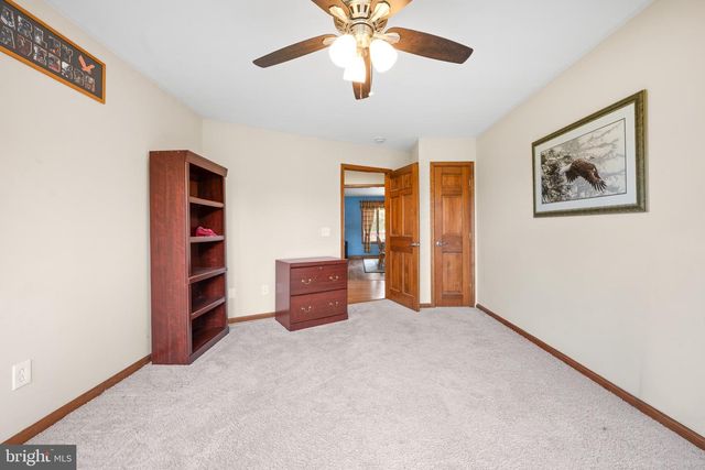 15 W HICKORY LN, Pilesgrove, NJ 08098