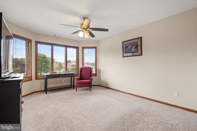 15 W HICKORY LN, Pilesgrove, NJ 08098