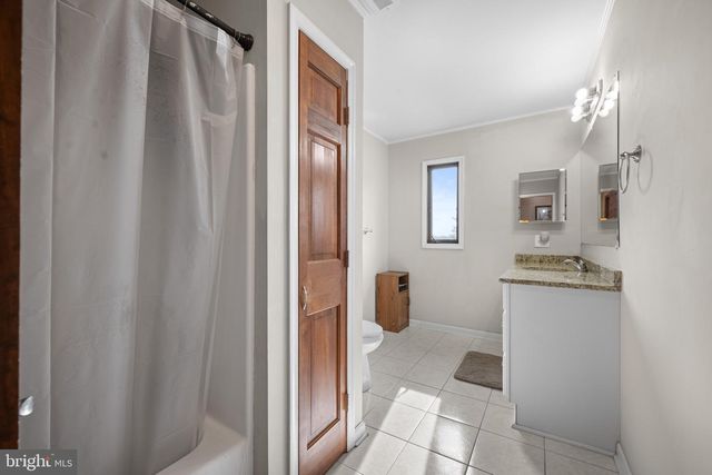 15 W HICKORY LN, Pilesgrove, NJ 08098