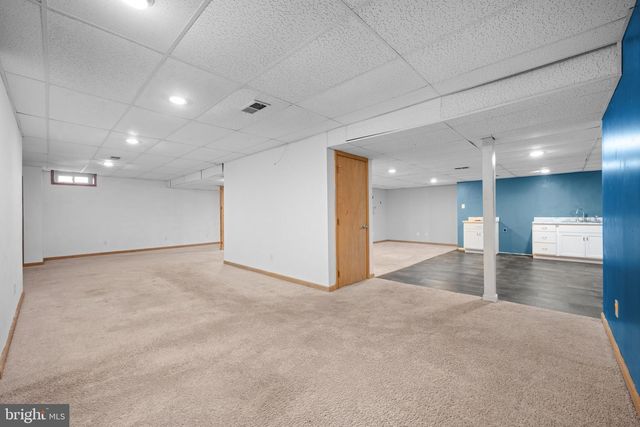 15 W HICKORY LN, Pilesgrove, NJ 08098