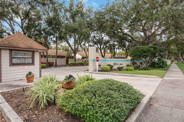 4408 PARK LAKE TERRACE S 4408, Bradenton, FL 34209