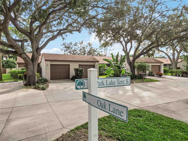 4408 PARK LAKE TERRACE S 4408, Bradenton, FL 34209