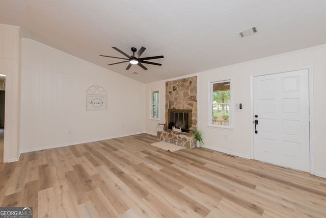 139 Old Oak Road, Byron, GA 31008