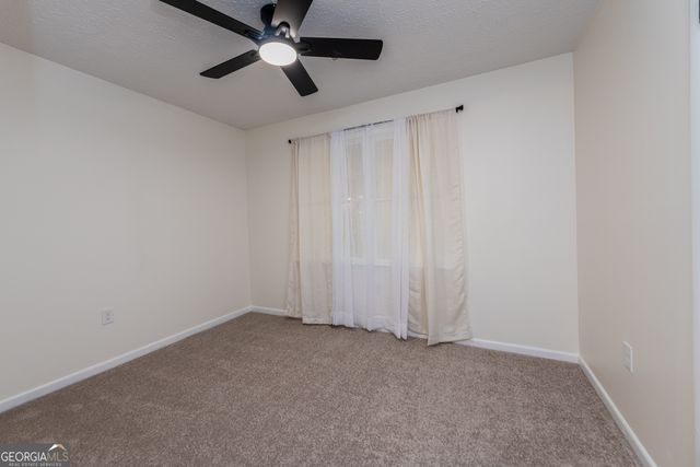 139 Old Oak Road, Byron, GA 31008