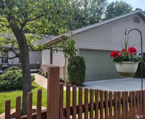 19040 OTTO Court, Huron Twp, MI 48164