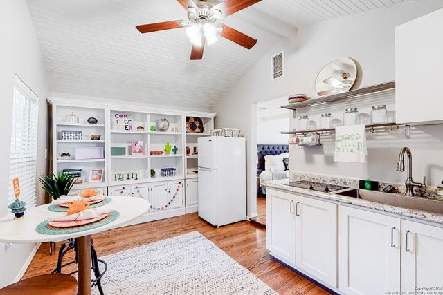 619 CEDAR ST, San Antonio, TX 78210