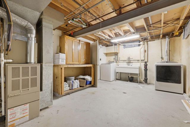 1604 87th PLACE, Kenosha, WI 53143