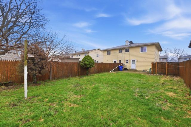 1604 87th PLACE, Kenosha, WI 53143