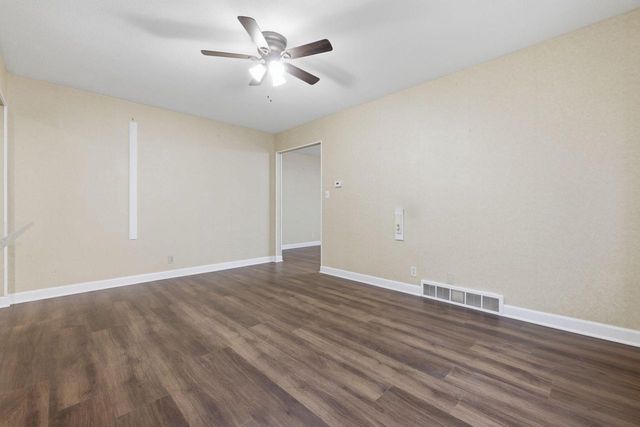 1604 87th PLACE, Kenosha, WI 53143