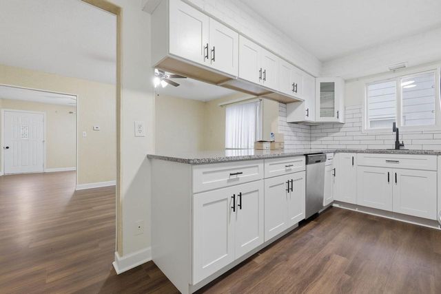 1604 87th PLACE, Kenosha, WI 53143