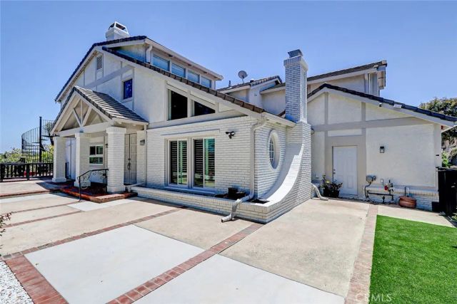 10 Cambridge, Manhattan Beach, CA 90266