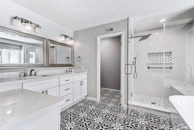 10 Cambridge, Manhattan Beach, CA 90266