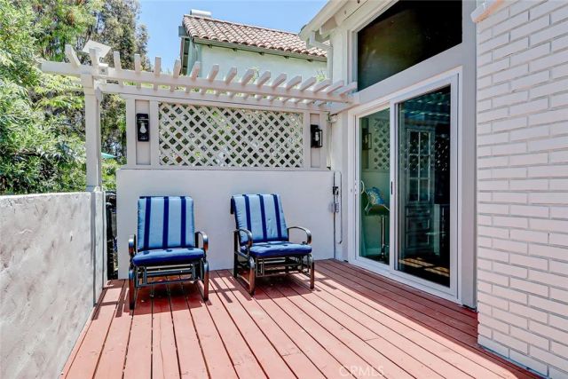 10 Cambridge, Manhattan Beach, CA 90266