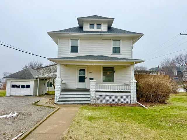 100 E Welsh Street, Williamsburg, IA 52361