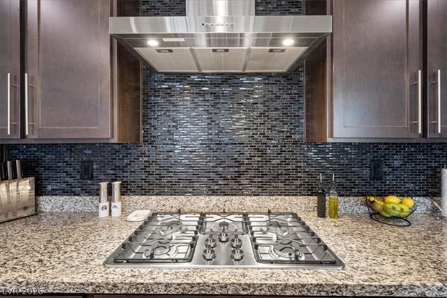 6320 Regina Ridge Street, Las Vegas, NV 89149