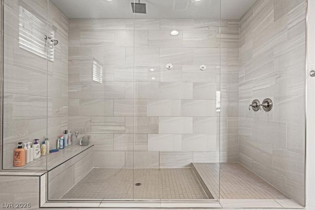 6320 Regina Ridge Street, Las Vegas, NV 89149