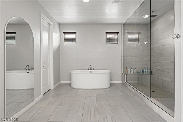 6320 Regina Ridge Street, Las Vegas, NV 89149