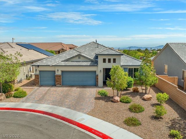 6320 Regina Ridge Street, Las Vegas, NV 89149