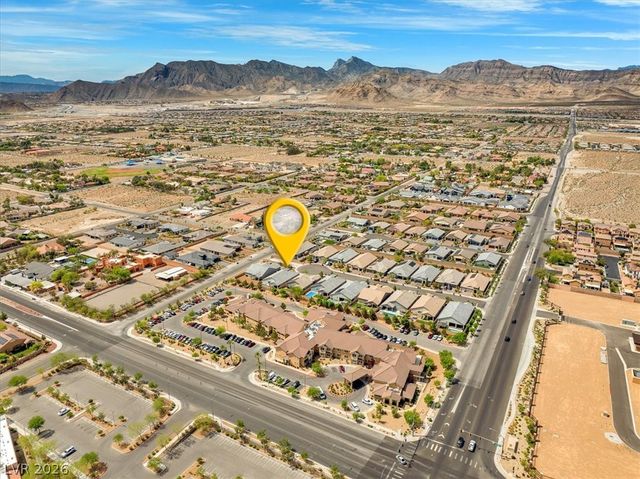 6320 Regina Ridge Street, Las Vegas, NV 89149