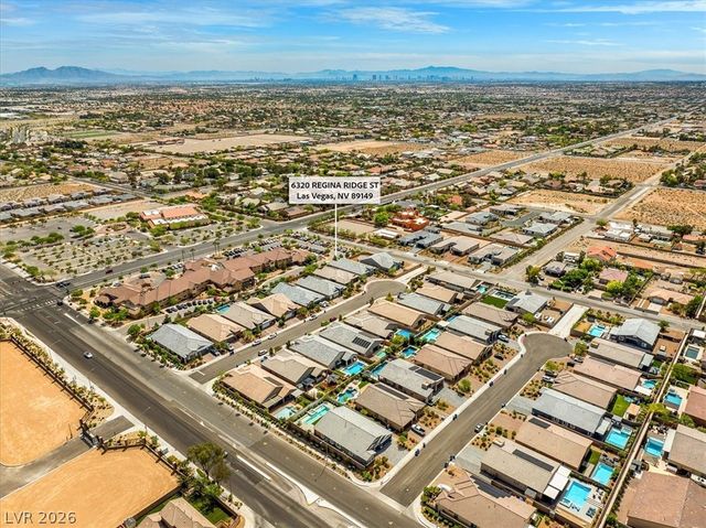 6320 Regina Ridge Street, Las Vegas, NV 89149