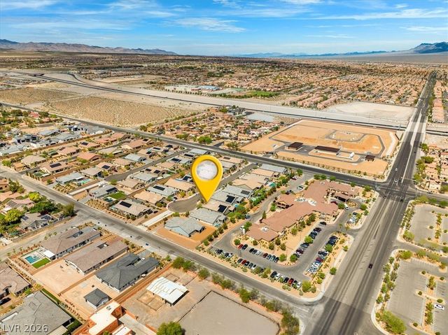 6320 Regina Ridge Street, Las Vegas, NV 89149