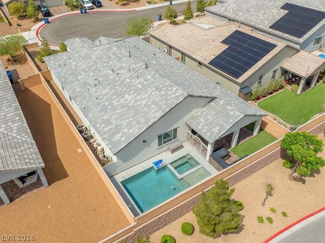 6320 Regina Ridge Street, Las Vegas, NV 89149