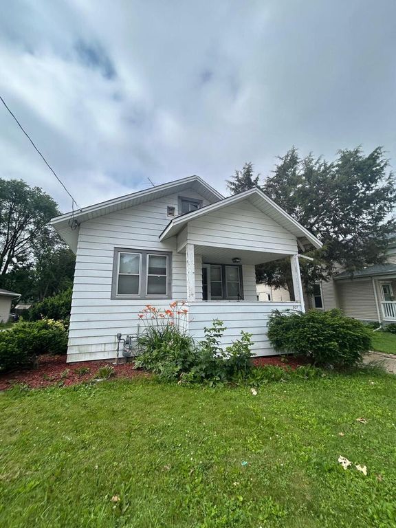 807 Prospect AVENUE, Oshkosh, WI 54901